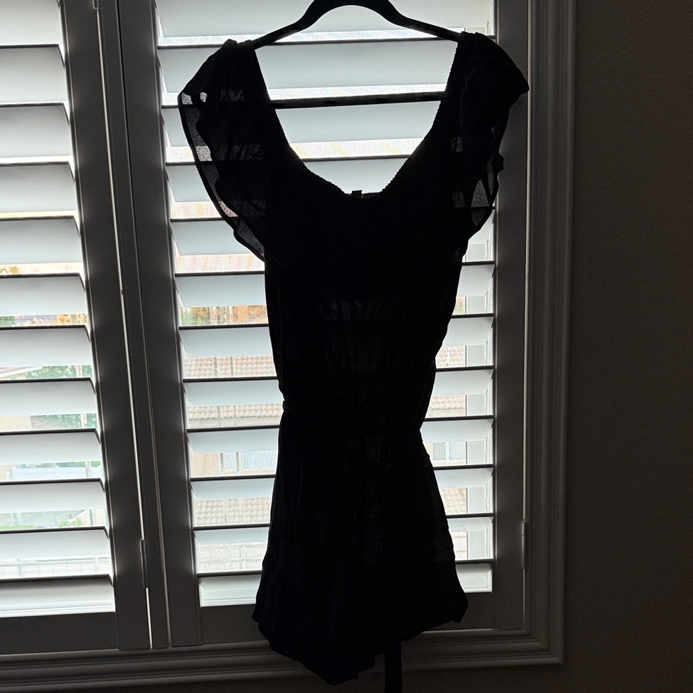 Express Black Ruffled Romper xl